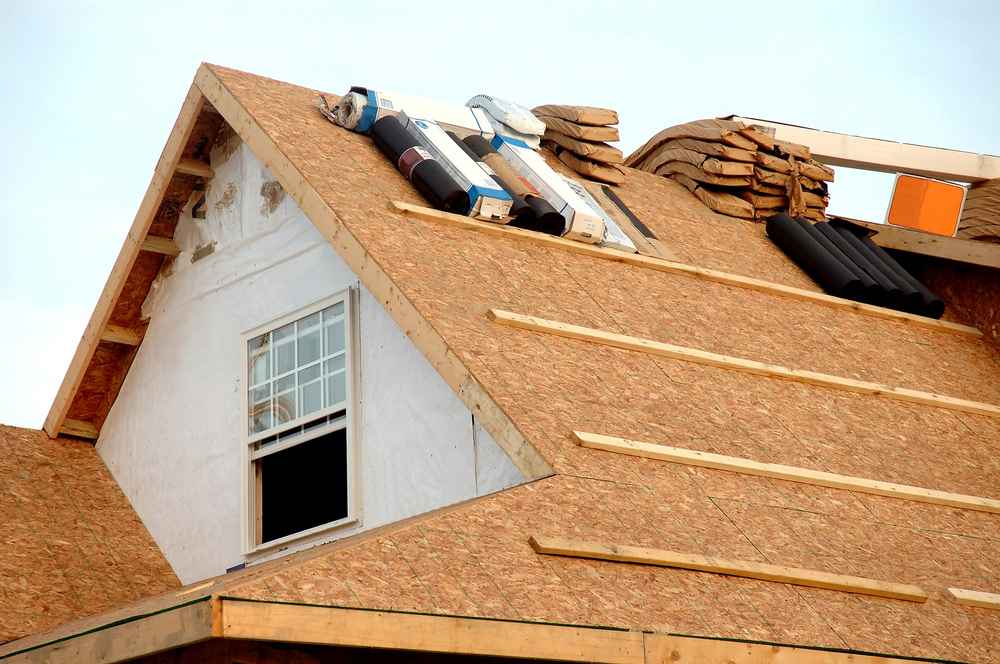 5 Advantages of Hiring a Local Plano Roofing Contractor