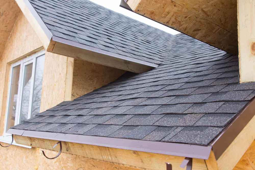 Flat vs. Sloped Roofing: Advantages and Disadvantages